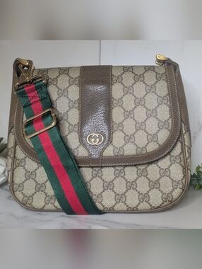 Vintage Gucci Supreme Canvas Purse